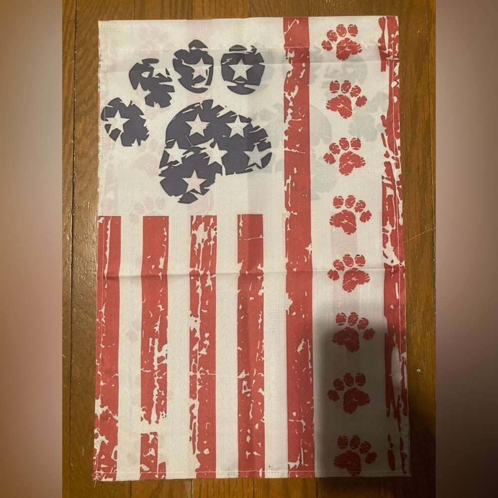 Garden Flag American Flag Paw Print 12" x 18" NWOT